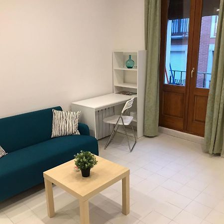 Un Genial Estudio En El Barrio Las Cortes Мадрид Екстериор снимка